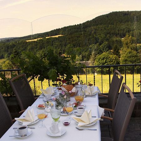 Hotel Landhaus Muellenborn à Gerolstein Extérieur photo