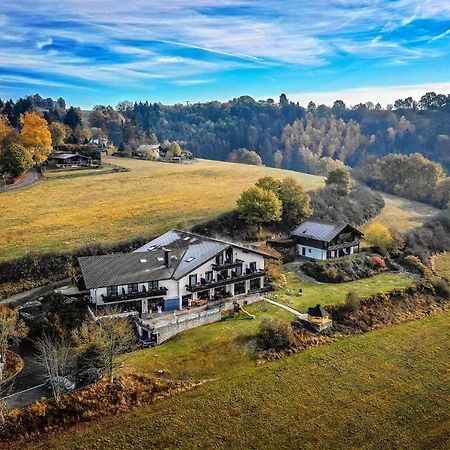 Hotel Landhaus Muellenborn à Gerolstein Extérieur photo