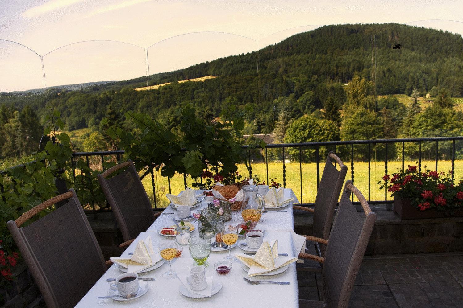 Hotel Landhaus Muellenborn à Gerolstein Extérieur photo